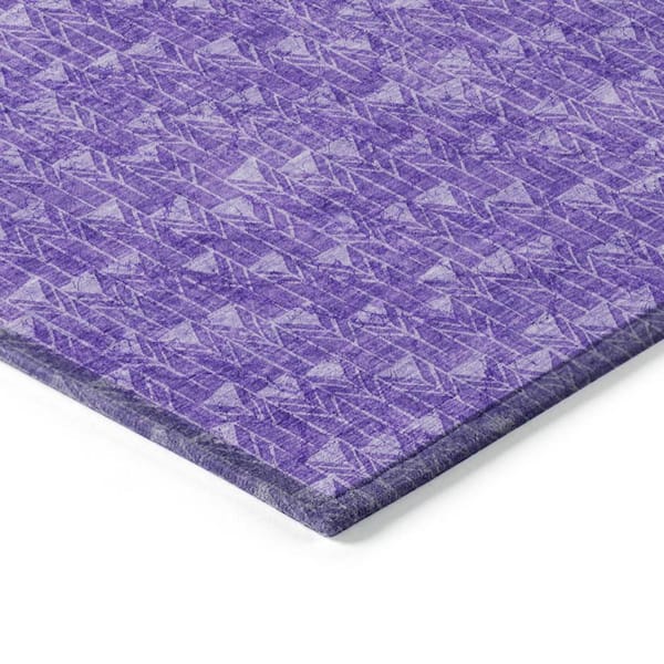 Purple 8 ft. Round Geometric Indoor / Outdoor Area Rug