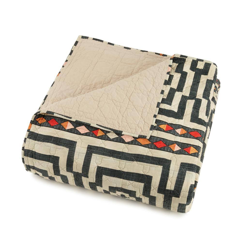Hypnotic Black and White Cotton King Quilt Set