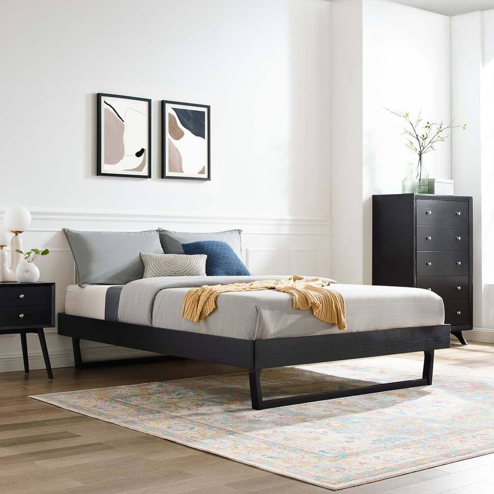 Mid-Century Modern Velvet Queen Platform Bed with Wood Frame