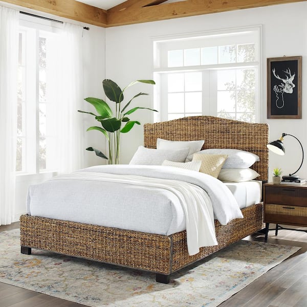 Serena Banana Leaf Queen Bed