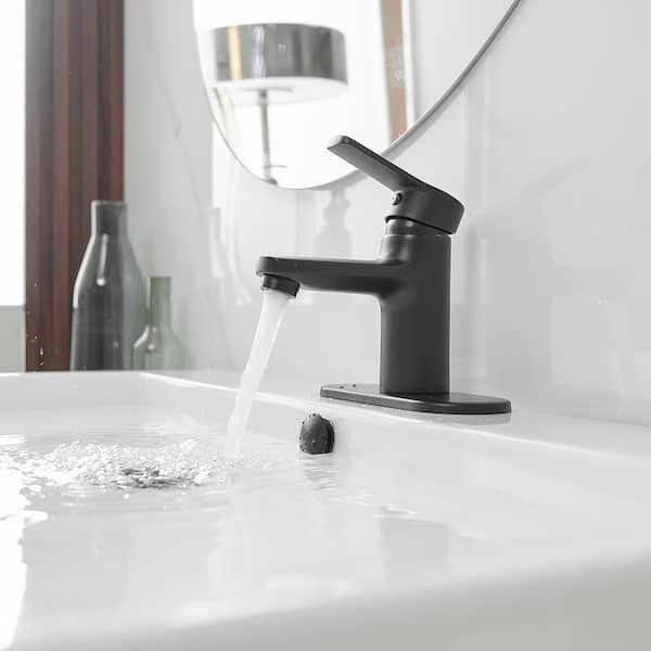 Single Hole Single-Handle Bathroom Faucet in Matte Black