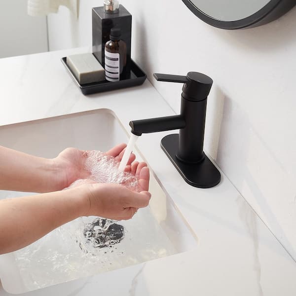 Single Handle Single Hole Bathroom Faucet in Matte Black