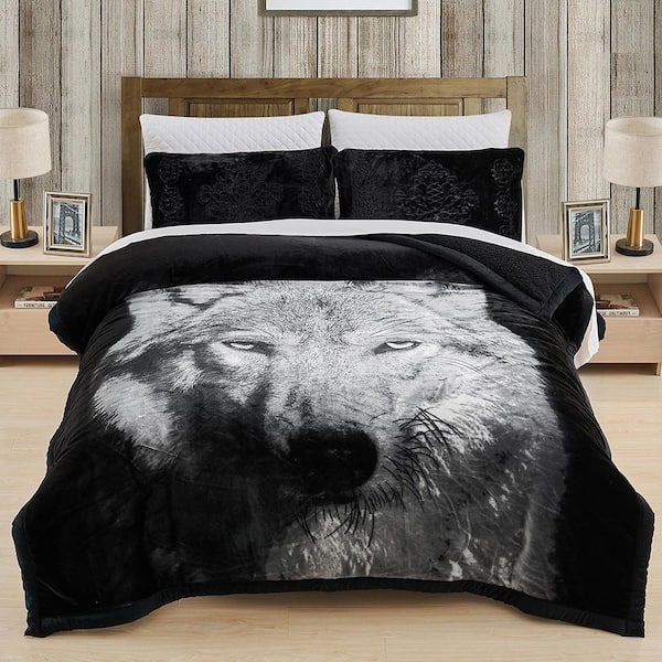 3-Pieces Wolf Sherpa Fleece Blanket Set 79 in. x 91 in. with 2-Pillow Sham 20 in. x 30 in.