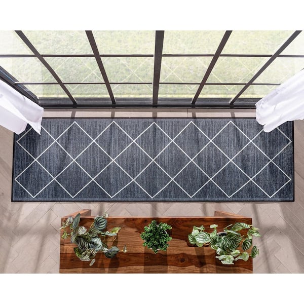 Kings Court Clover Grey 2 ft. x 7 ft. Modern Moroccan Trellis Runner Rug