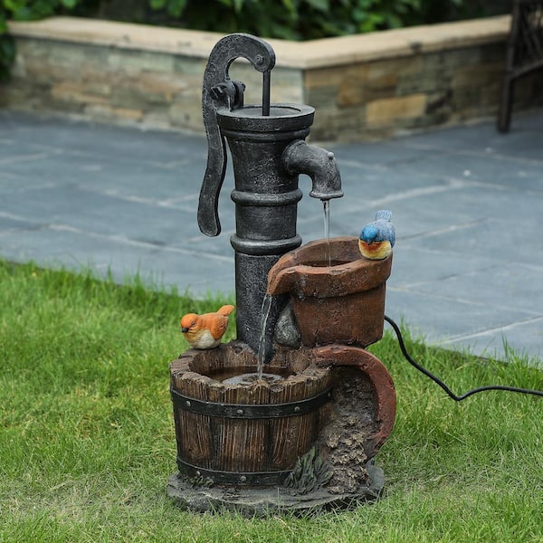 Luxenhome Polyresin Whiskey Barrel And, Outdoor Water Pump