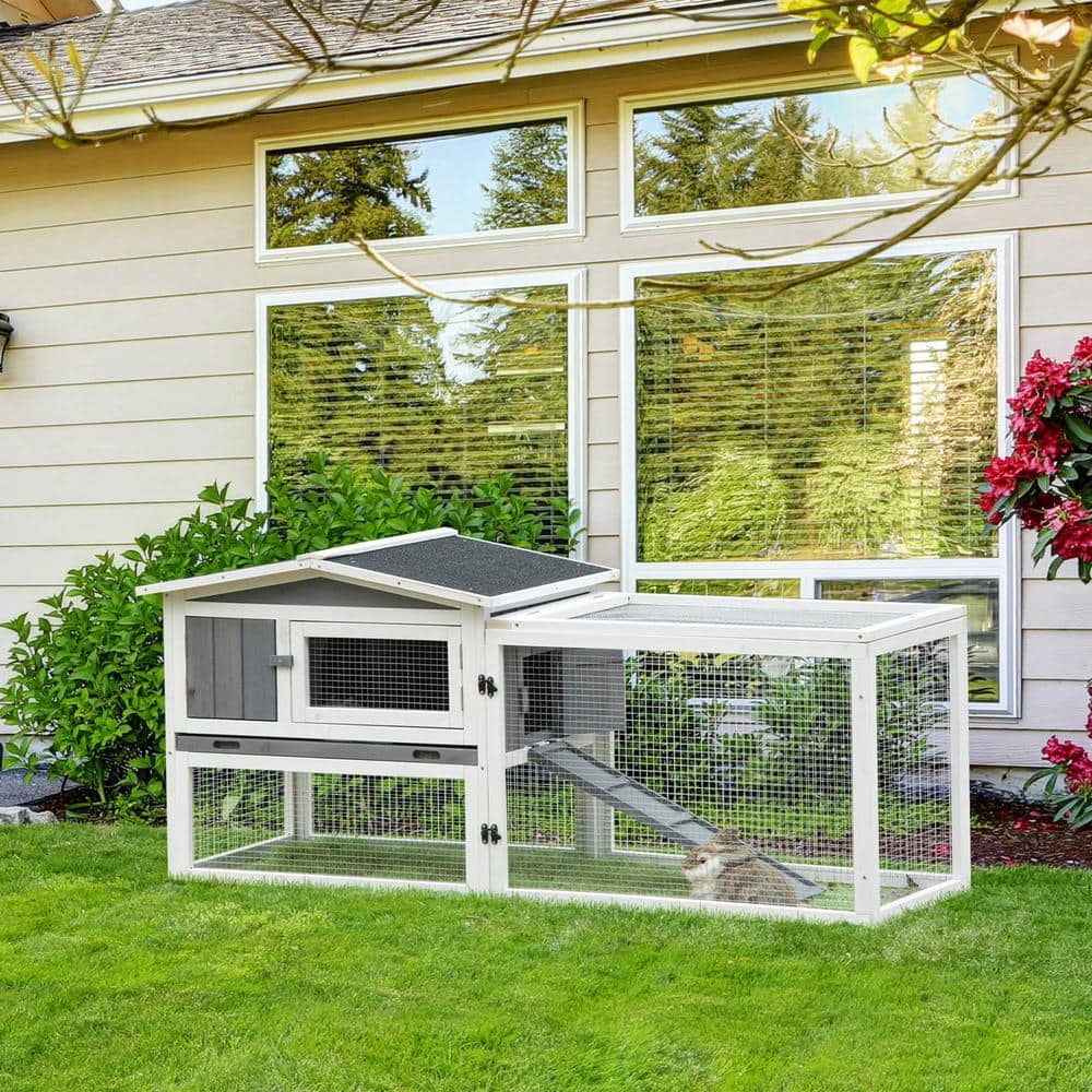Gray 2-Story Guinea Pig Hutch with Slide Out Tray and Run