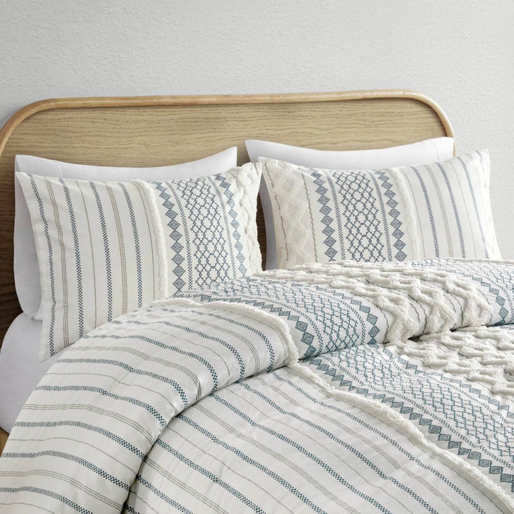 King Blue and White Cotton Comforter Set with Geometric Prints
