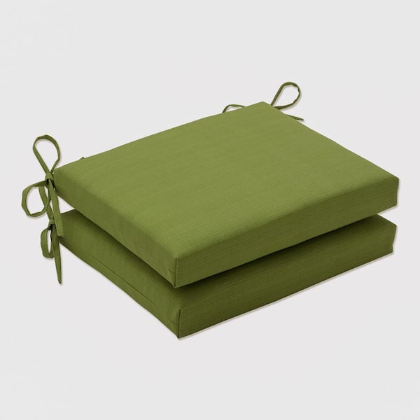 Pillow Perfect Solid 18.5 in. x 16 in. Outdoor Dining Chair Cushion in Green (Set of 2)