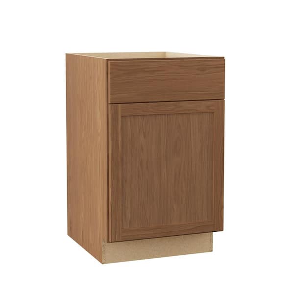 Hampton Bay Sinclair 21 in. W x 24 in. D x 34.5 in. H Assembled Base Cabinet in Shaker Saddle Oak