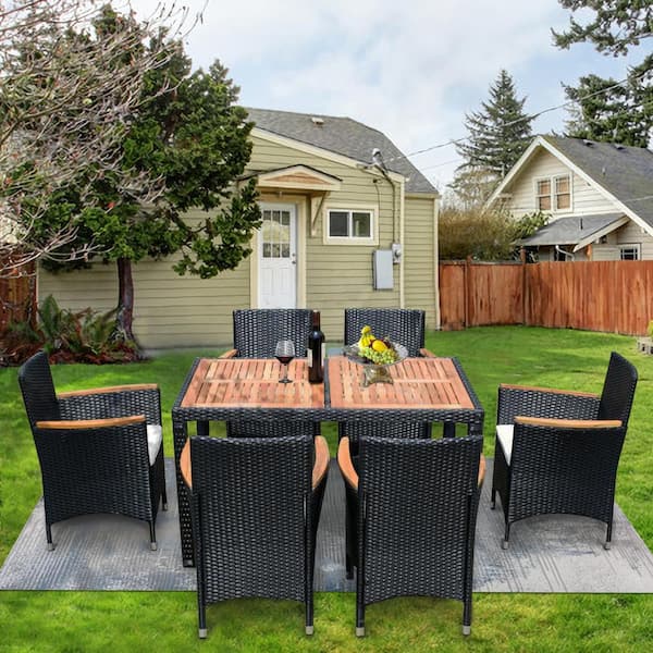 JimsMaison 7-Piece Wicker Outdoor Dining Set with White Cushions