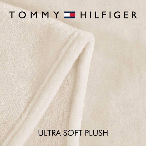 Tommy Hilfiger TH Solid Beige King Plush Fleece Blanket A0001824 