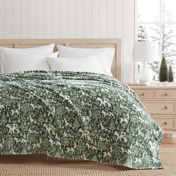 Nordic Forest 1-Piece Dark Green Ultra Soft Plush Fleece 60 in. x 70 in. Throw Blanket
