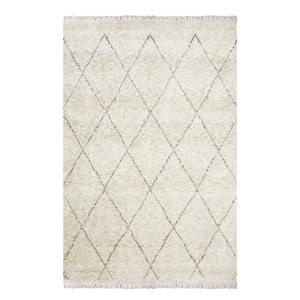 Shaggy Moroccan Bohemian Shaggy Moroccan Linen 5 ft. x 8 ft. Hand-Knotted Area Rug