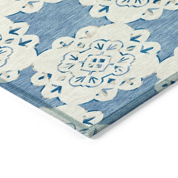 Chantille Machine Washable Indoor/Outdoor Abstract ACN2352 Blue 2 ft. x 3 ft. Accent Rug