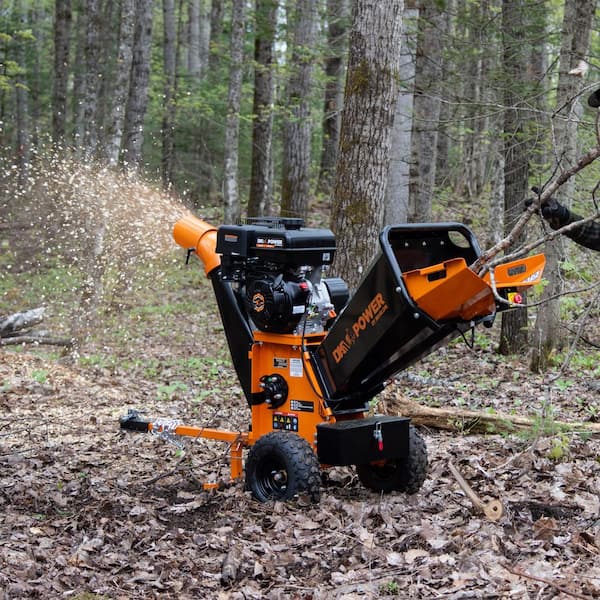 DK2 V2 Series 5 in. 15 HP 420 cc Gas Powered Kinetic Wood Chipper