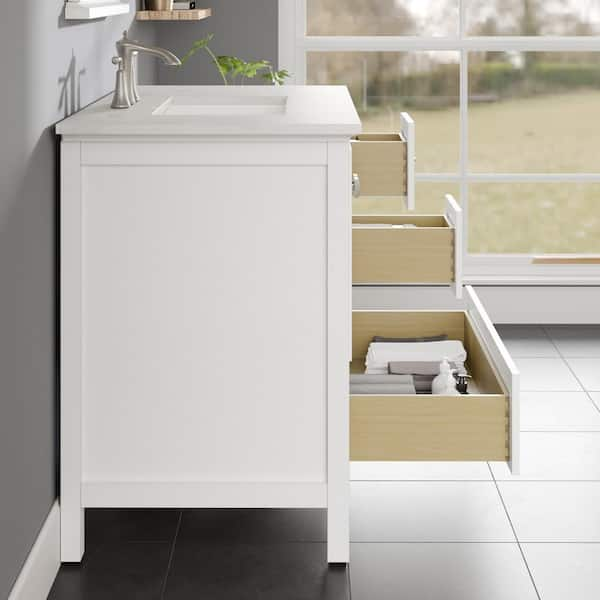 Britney 36 in. Single Sink White Bath Vanity with White Carrara Quartz Top (Assembled)