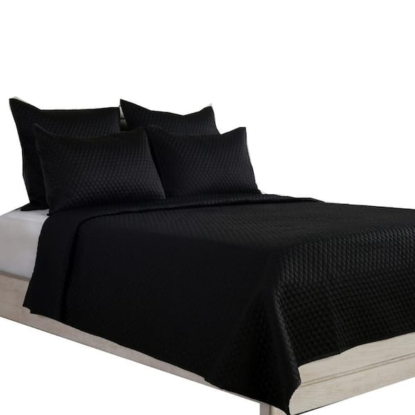 Benjara 1-Piece Black Solid King Size Microfiber Quilt
