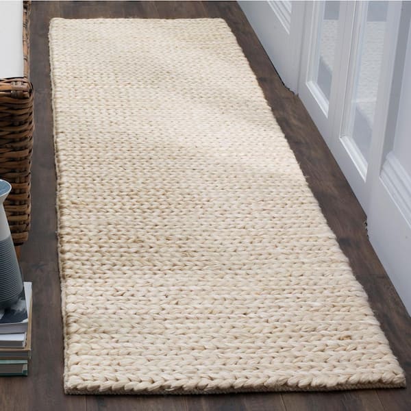  SAFAVIEH Natura Collection Runner Rug - 2'3 x 6