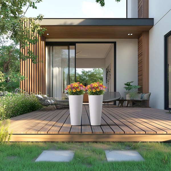 Sapcrete 8 in. Medium Crisp White (Enhanced Interior) Concrete Round Planter / Pot with Drainage Holes (Set of 2)