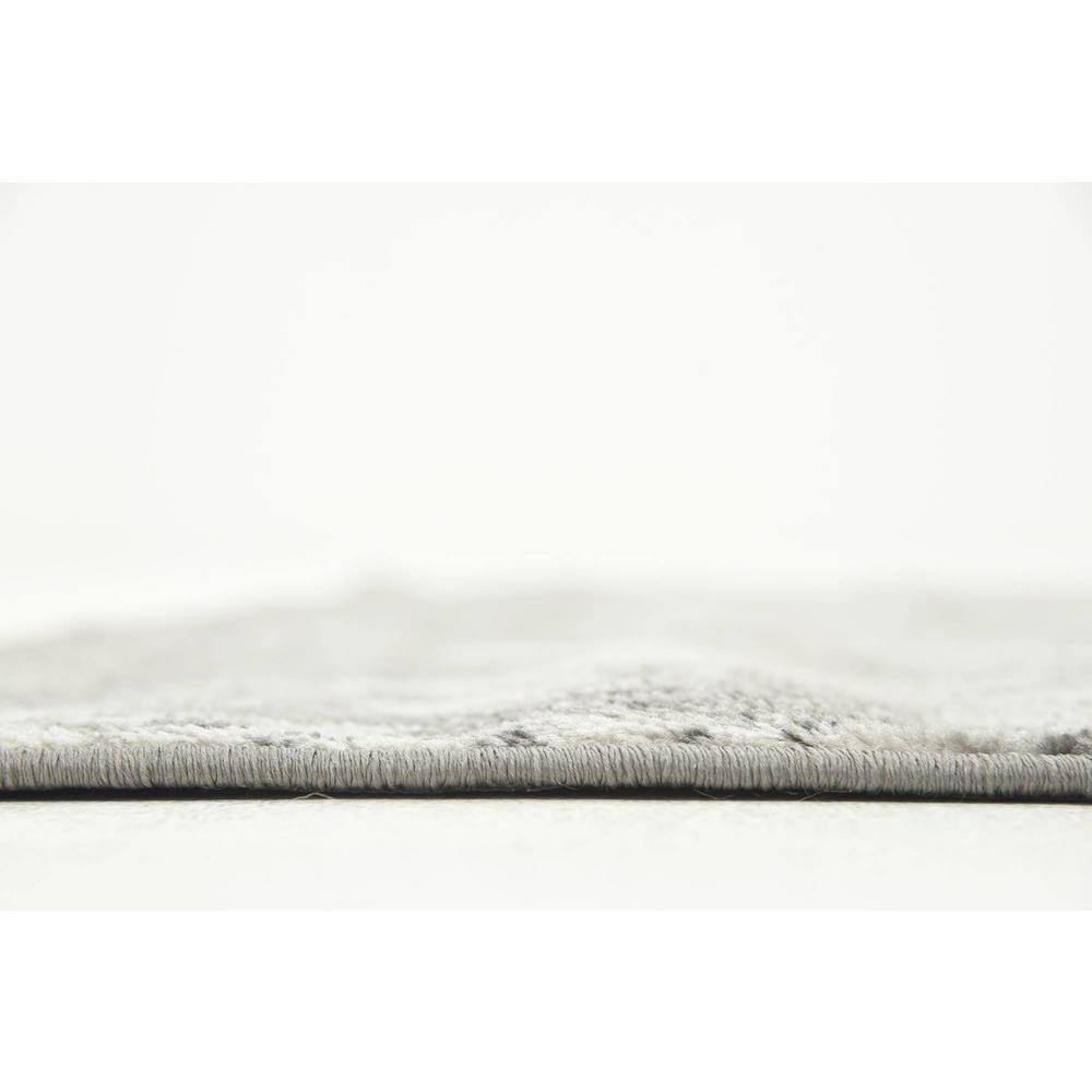 Light Gray Abstract Synthetic 4' x 6' Easy-Care Area Rug