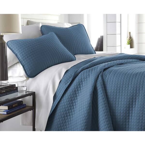 Souths Fine Linens Vilano Oversized, Blue Oversized Queen Bedspreads