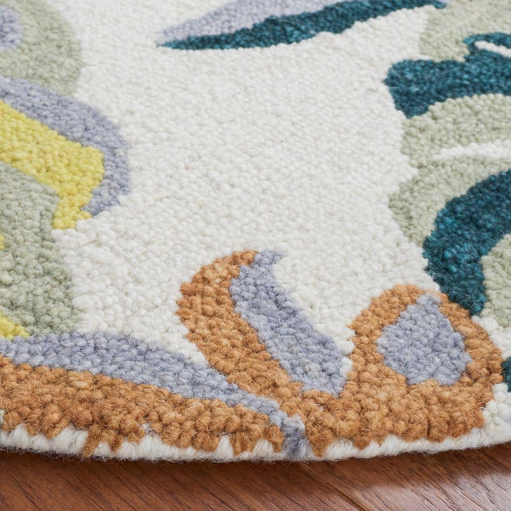 Ivory and Pink Floral Hand-Tufted Wool Round Rug, 6'