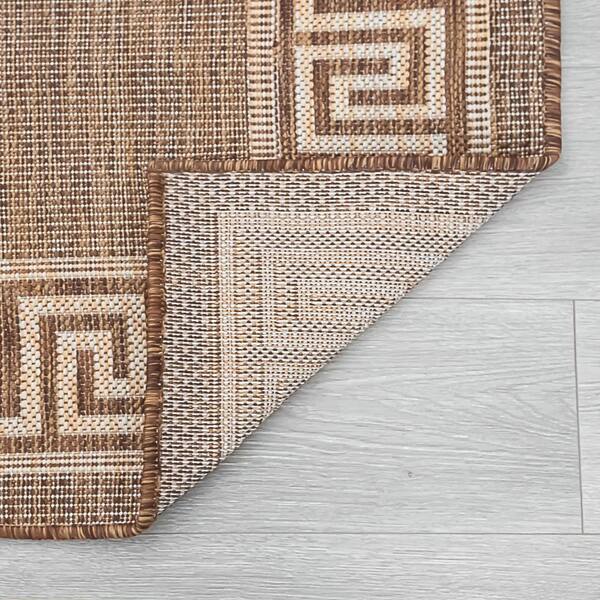 The 6 Best Places to Shop for Outdoor Rugs