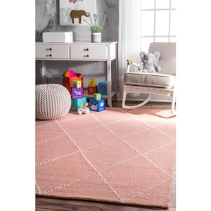 Dotted Diamond Trellis Baby Pink Doormat 3 ft. x 5 ft. Area Rug