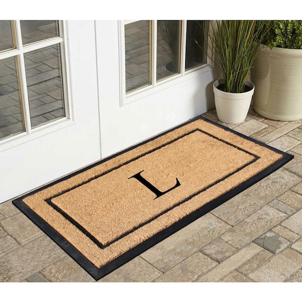https://images.thdstatic.com/productImages/eed3b7aa-a233-43b4-b9bf-21d5c5238184/svn/beige-black-a1-home-collections-door-mats-a1home200164-l-4f_600.jpg