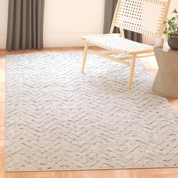 Adirondack Ivory/Charcoal Doormat 3 ft. x 4 ft. Chevron Area Rug