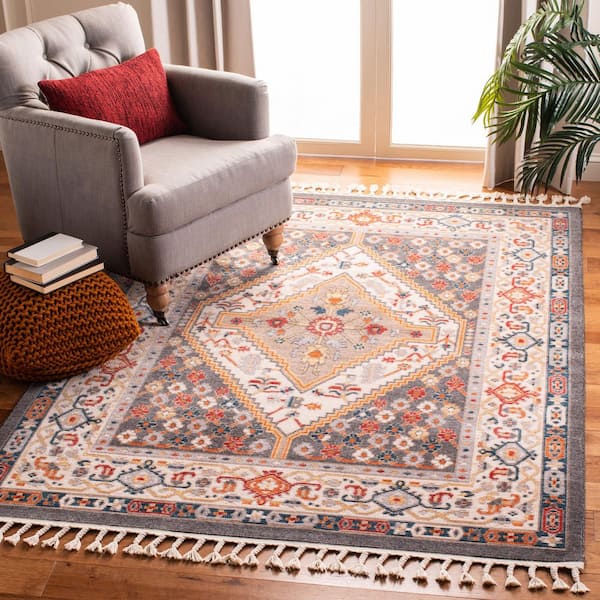 Farmhouse 4 ft. x 5 ft. Charcoal/Ivory Medallion Aztec Area Rug