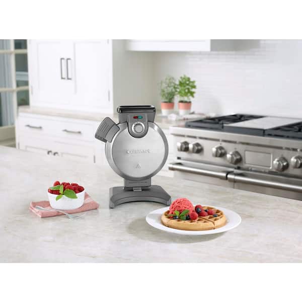 https://images.thdstatic.com/productImages/eee5e233-b51b-45e7-97c8-d5a4191627df/svn/brushed-stainless-sliver-cuisinart-waffle-makers-waf-v100-c3_600.jpg