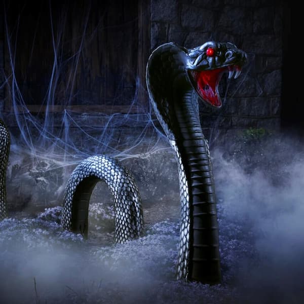 Home Accents Holiday 4 ft Giant Snake With LED Lights 22PA48156