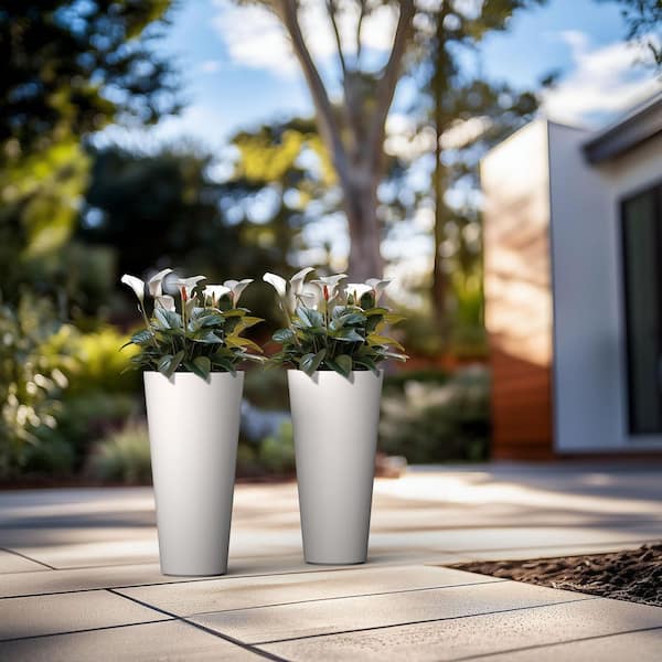 Sapcrete 8 in. Medium Crisp White Concrete Round planter / Pot with drainage holes (Set of 2)