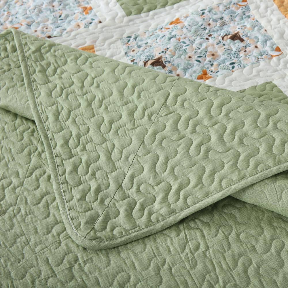 Green and Multicolor Cotton Patchwork King Bedspread Set