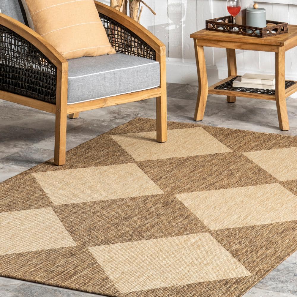 Beige Rectangular Stain-Resistant Synthetic Area Rug, 5x8 Feet