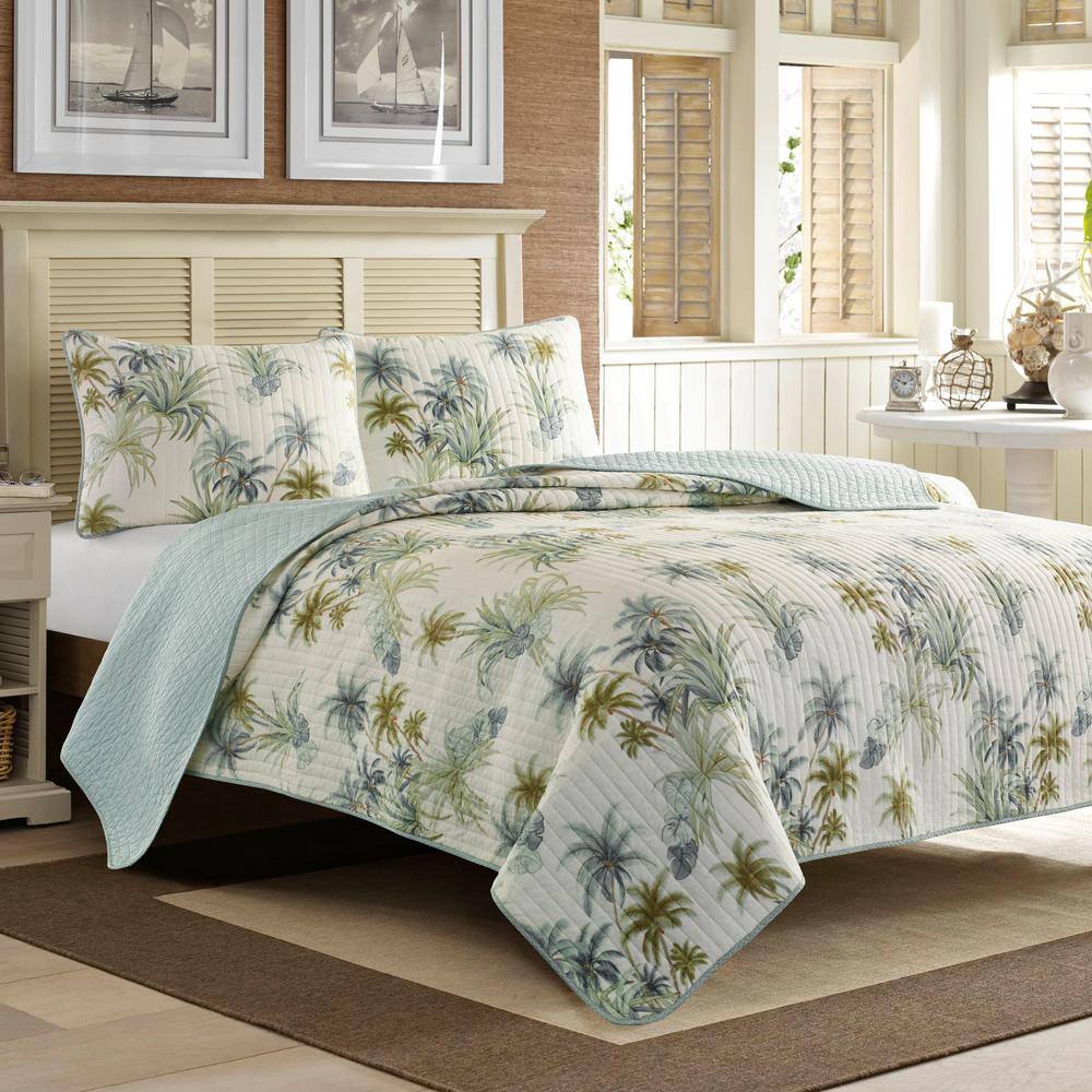 Ivory and Aqua Cotton Twin Reversible Quilt Set