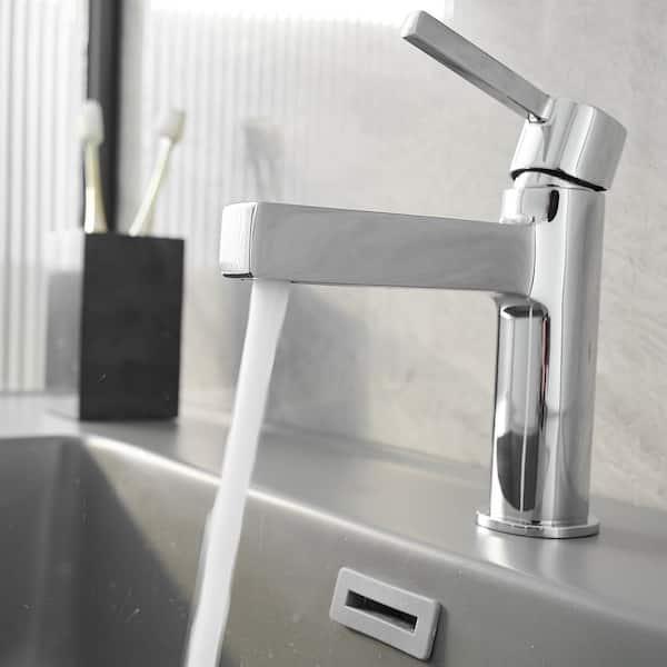 Matte Black Single-Hole Bathroom Faucet – 304 Stainless Steel, 17cm High, With Pop-Up Drain & Deck Plate, 5-Minute Install