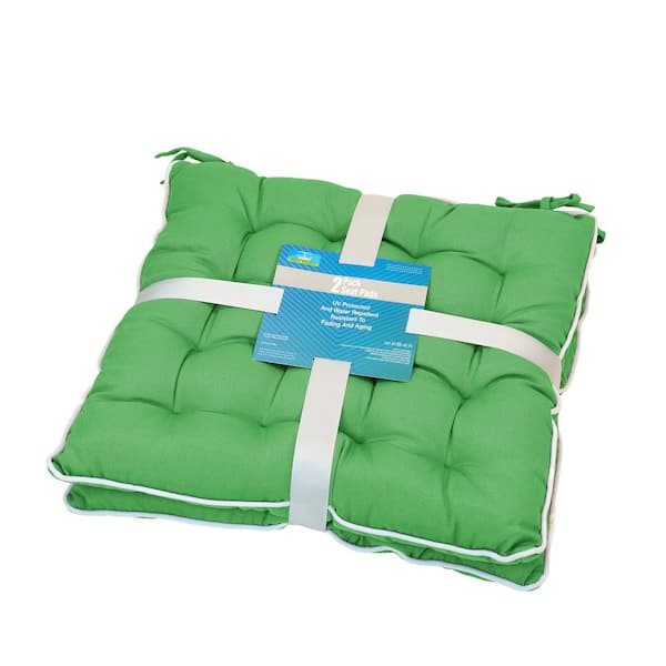 Patio Premier Hunter Green Spunpoly Square Outdoor Seat Cushion with Flame Retardant Filling (2-Pack)