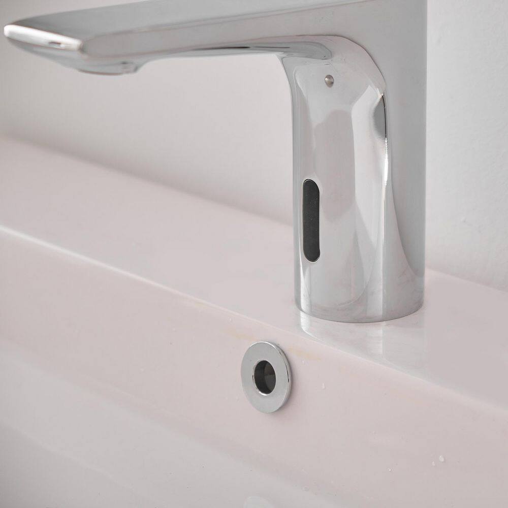 Polished Chrome Touchless Single Hole Bathroom Faucet