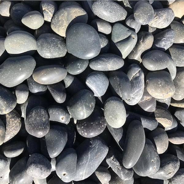 Butler Arts 0.25 cu. ft. 1/2 in. - 1 in. Black Mexican Beach Polished Pebble