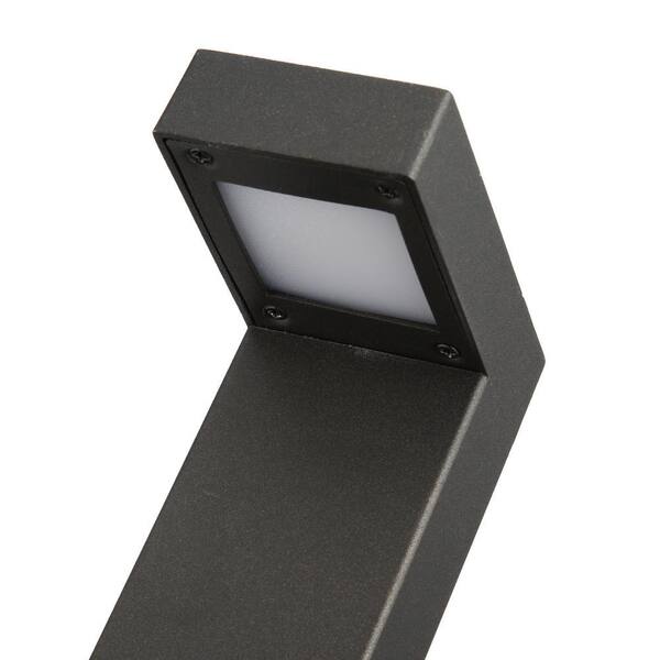 Hampton Bay 15-Watt Equivalent Low Voltage Black Motion Sensing Integrated  LED Outdoor Stair Light with Frosted Acrylic Lens PNB000003-03 - The Home  Depot