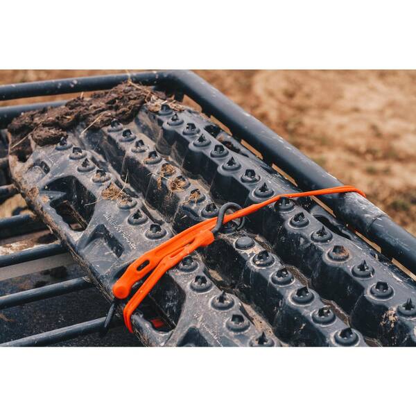 31 in. Polyurethane Bungee Strap with Stainless Steel S-Hooks (Overall Length: 36 in.) in Red