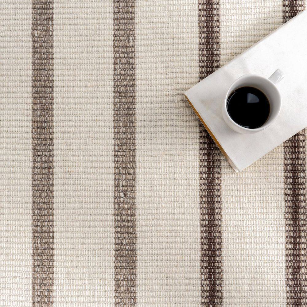 Toluca Ivory Striped Wool Flatweave Handmade Area Rug, 5' x 8'