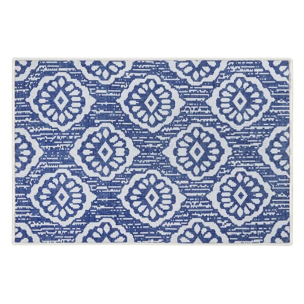https://images.thdstatic.com/productImages/ef9017d1-c9ea-43da-b3b4-973591e0106f/svn/navy-sussexhome-area-rugs-fwr-nv-2x3-64_600.jpg