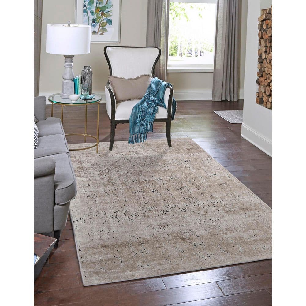 Chic Beige Synthetic 9' x 12' Easy-Care Rectangular Rug