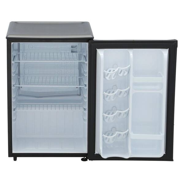 Danby 2 6 Cu Ft Mini Refrigerator In Black Without Freezer Dar026a1bdd 6 The Home Depot