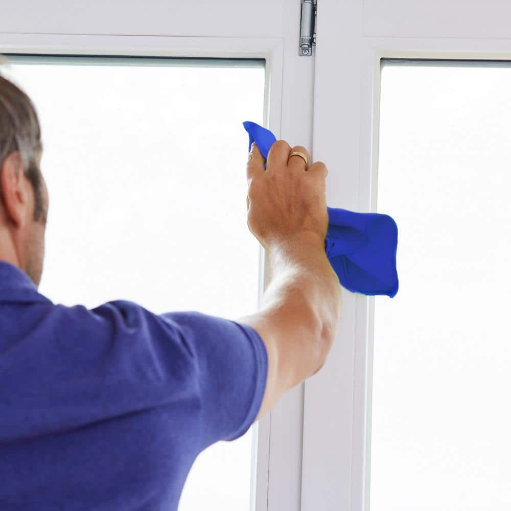 Blue Microfiber Window Cleaning Kit with Collapsible Pole and Bucket