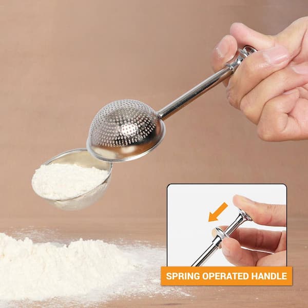 Stainless Steel Powdered Sugar Shaker Flour Duster with Spring-Operated Handle for Baking, Silver (2-Pack)