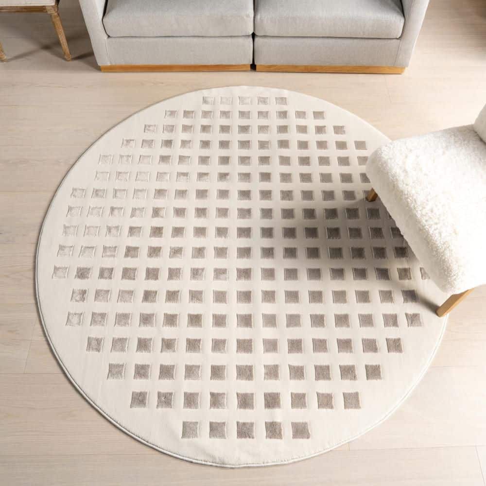 Daleyza 6' Round Cream Checkered Machine Washable Area Rug